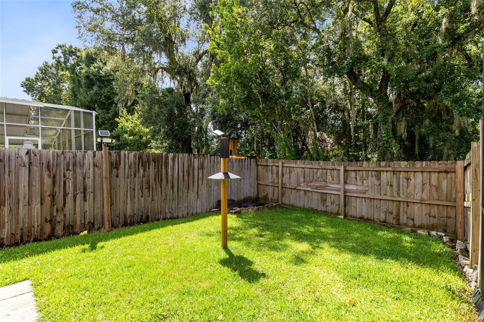 Image 9 of 37 For 1324 Twin Rivers Boulevard