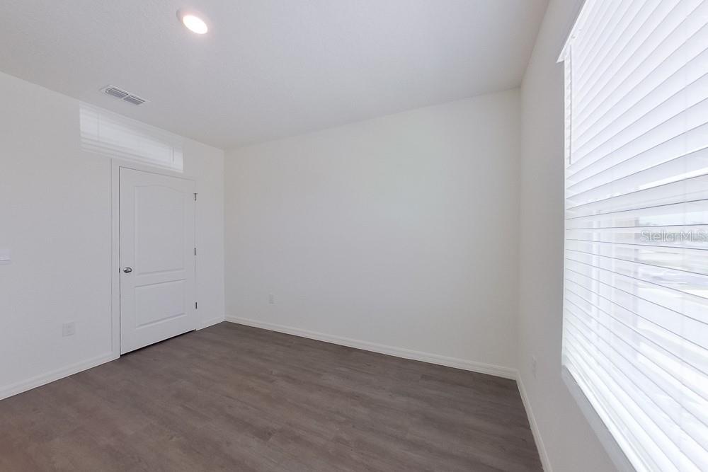 Image 11 of 20 For 32205 Edson Avenue