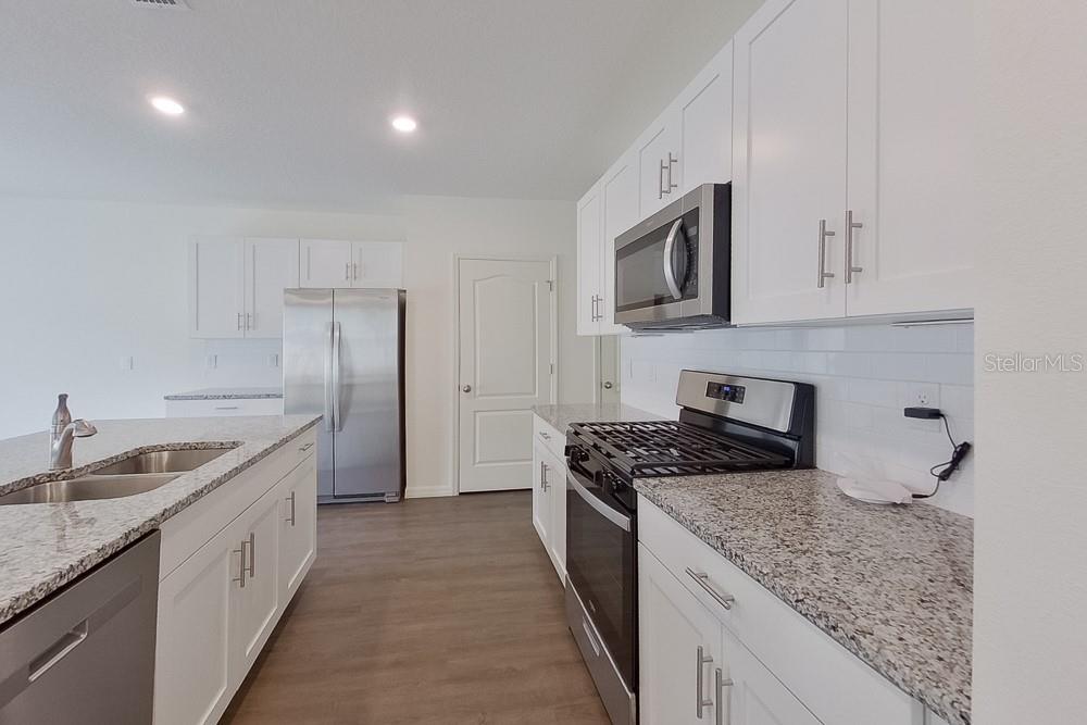 Image 3 of 20 For 32205 Edson Avenue