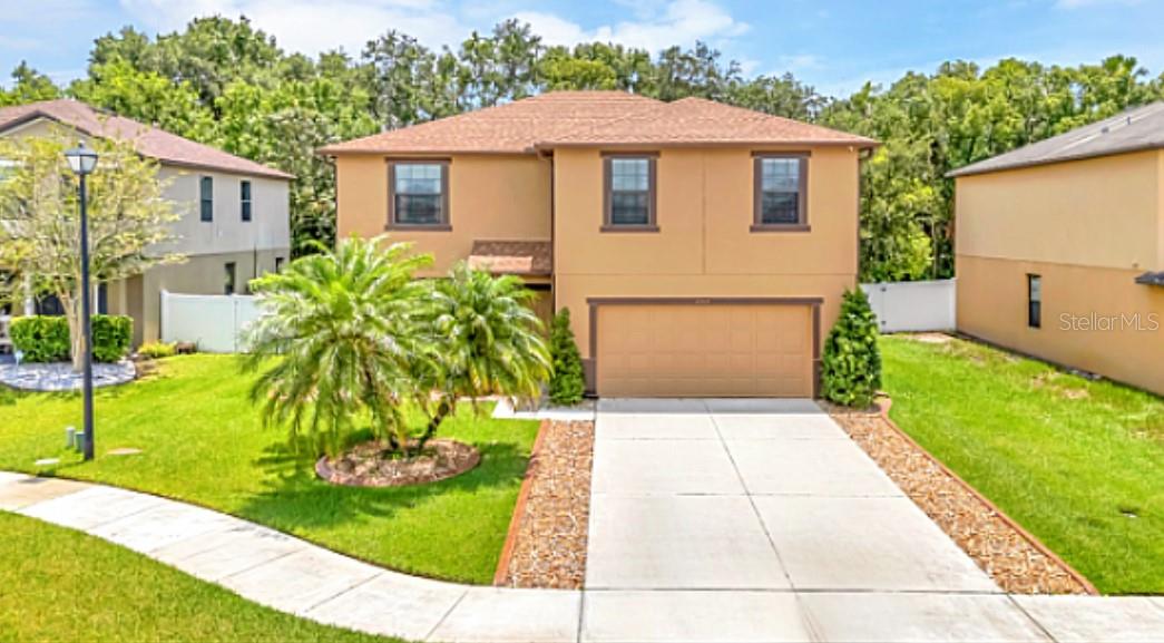 Image 2 of 43 For 2600 Vineyard Circle