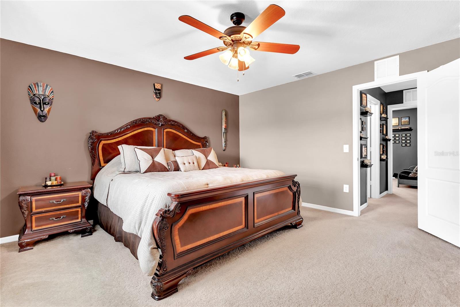 Image 23 of 43 For 2600 Vineyard Circle
