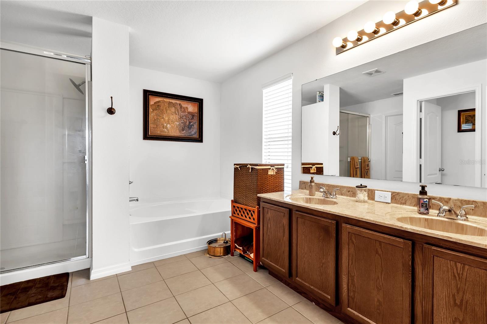 Image 29 of 43 For 2600 Vineyard Circle