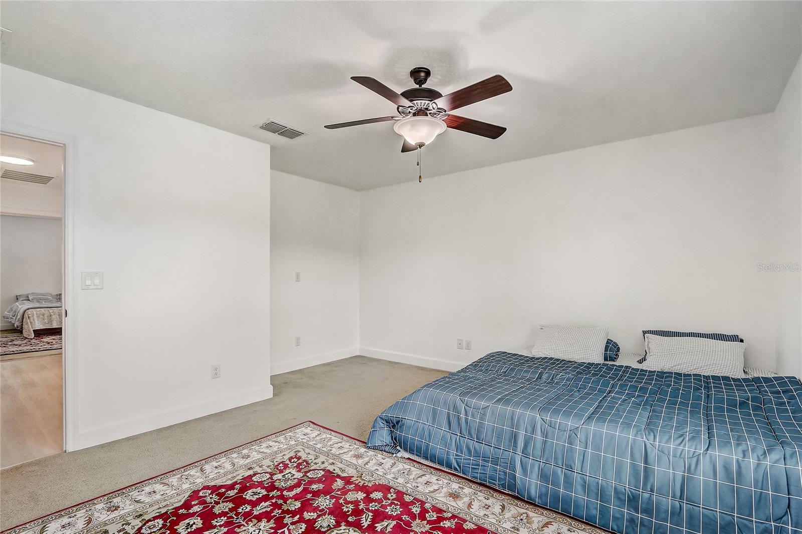 Image 22 of 54 For 10408 Cypress Trail Drive