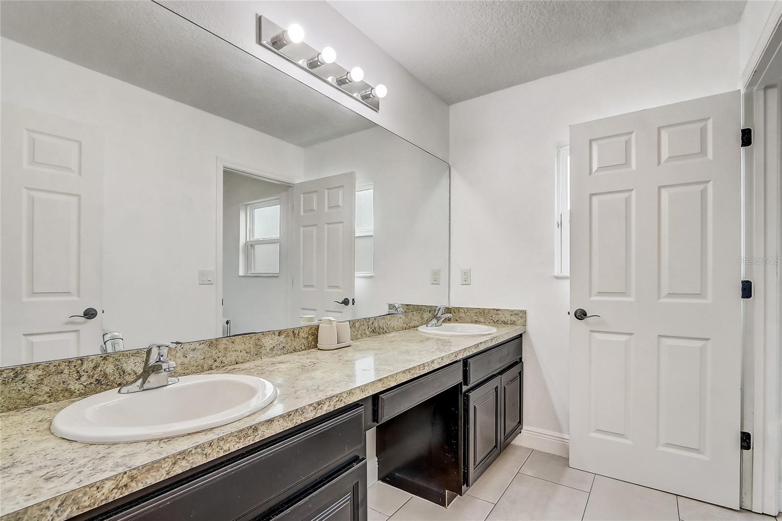 Image 30 of 54 For 10408 Cypress Trail Drive