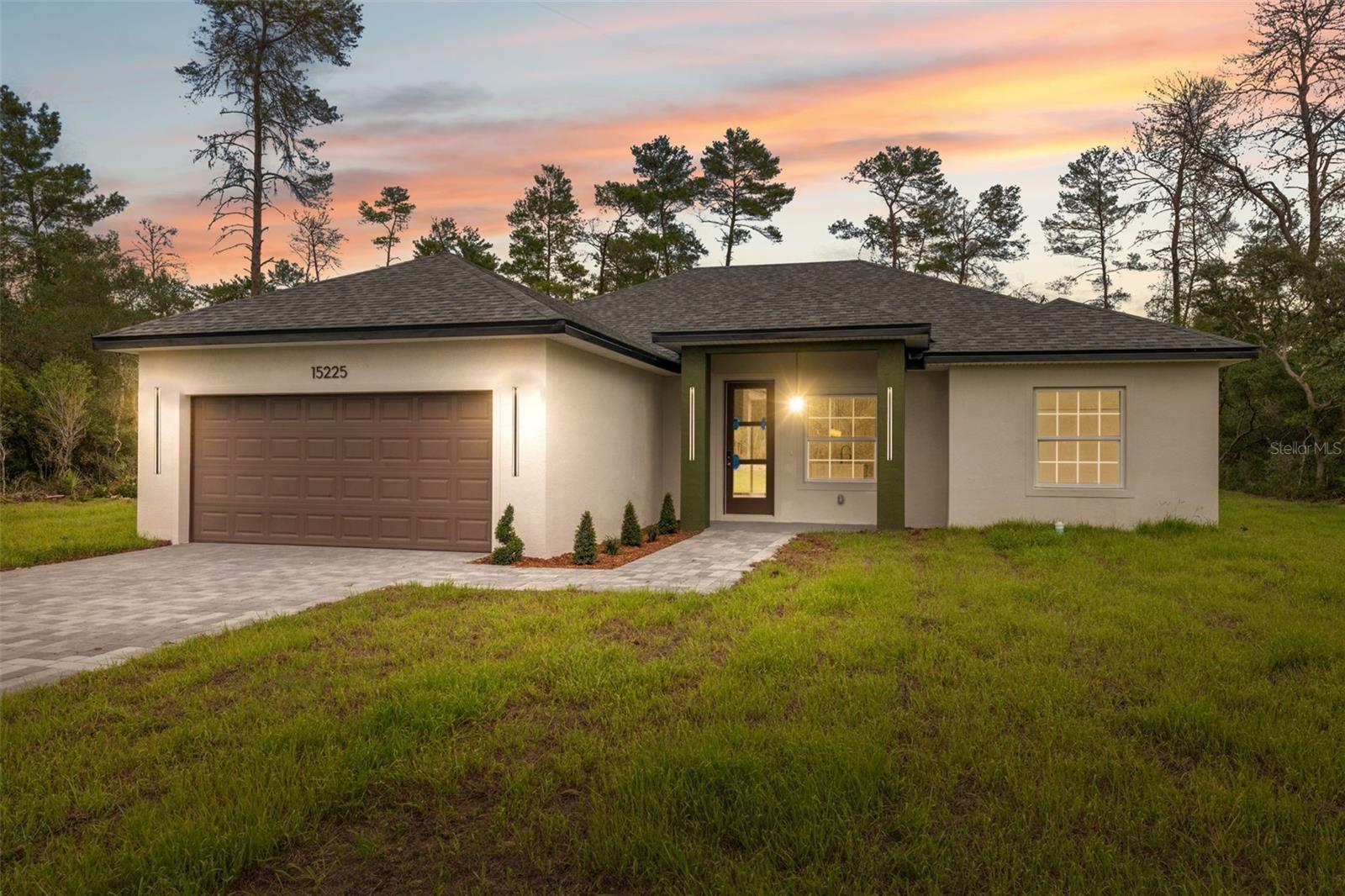 Listing photo id 1 for 15225 29th Terrace Road