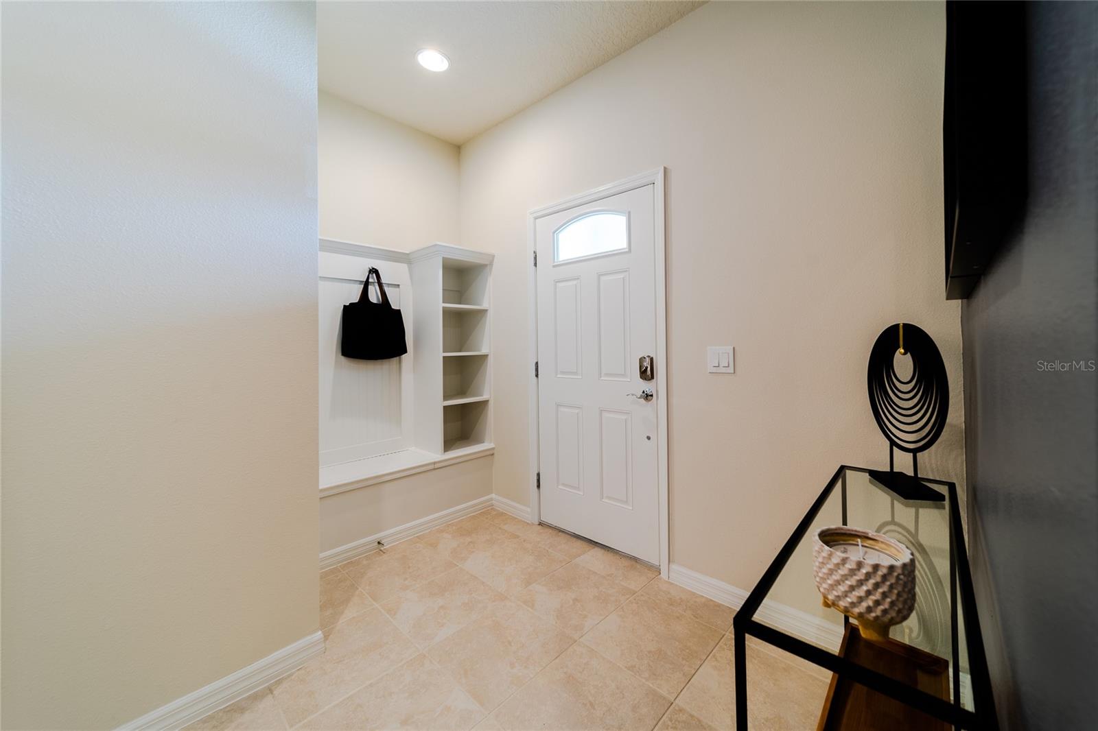Image 15 of 73 For 2422 Dubai Street