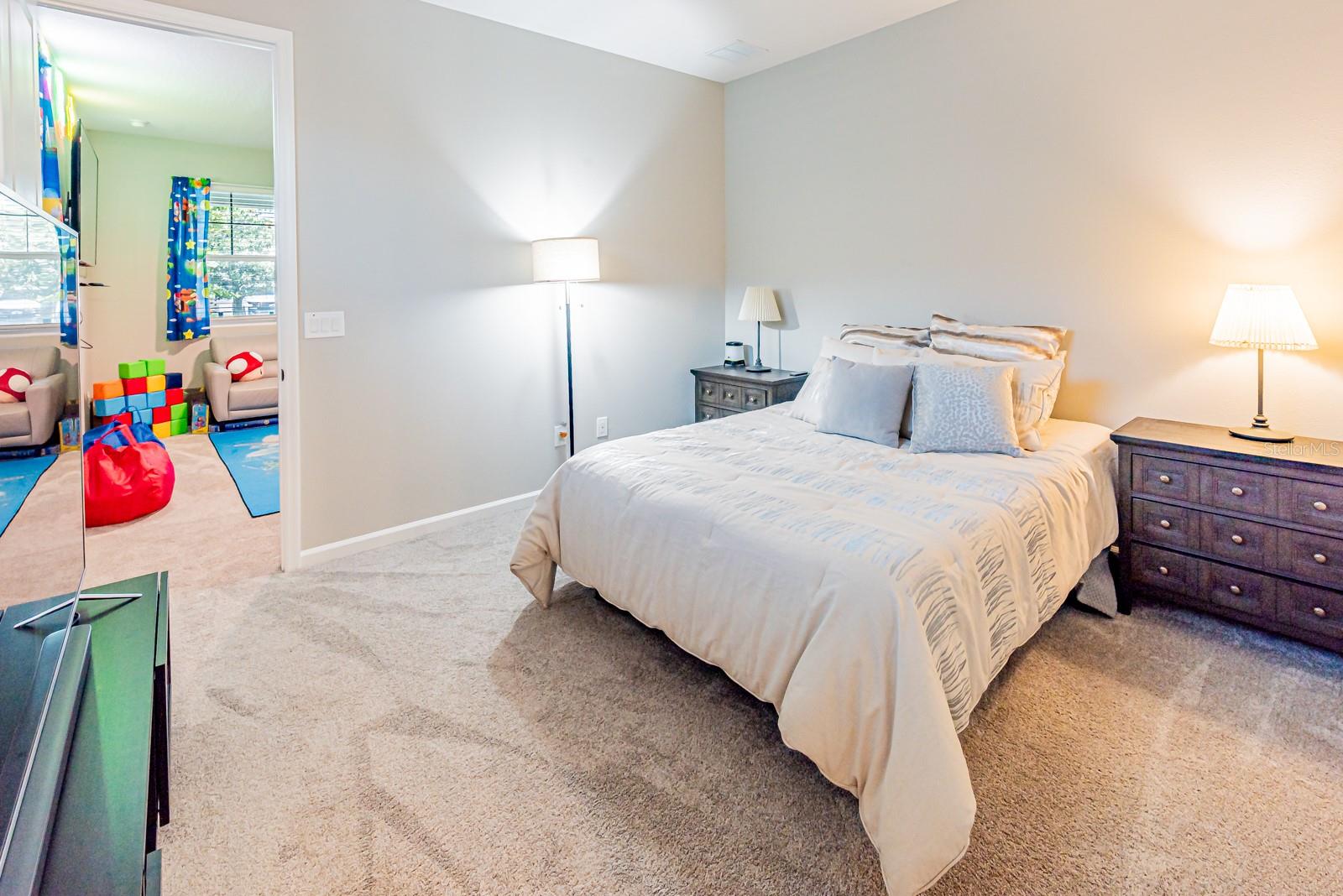 Image 15 of 72 For 3711 Malad Way