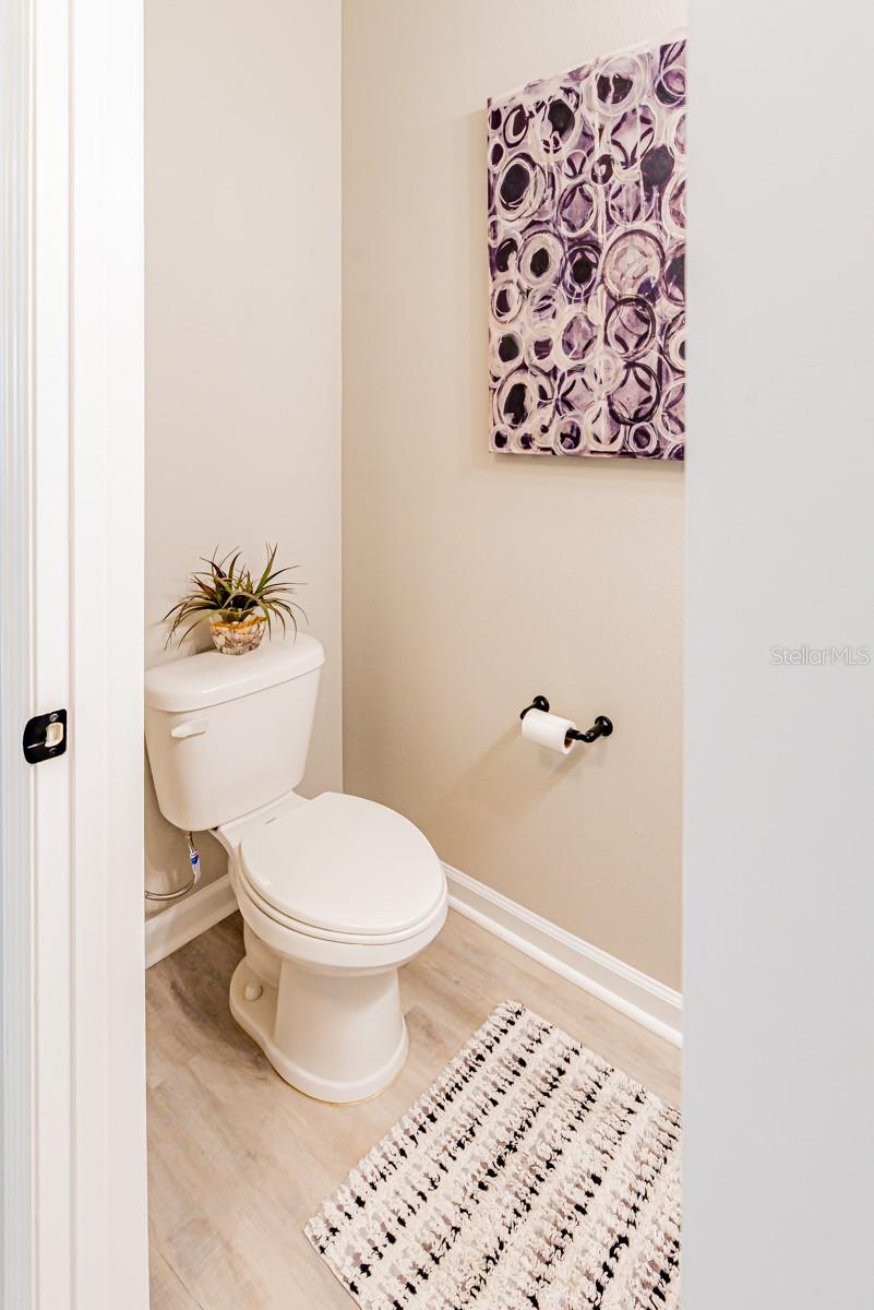 Image 20 of 72 For 3711 Malad Way