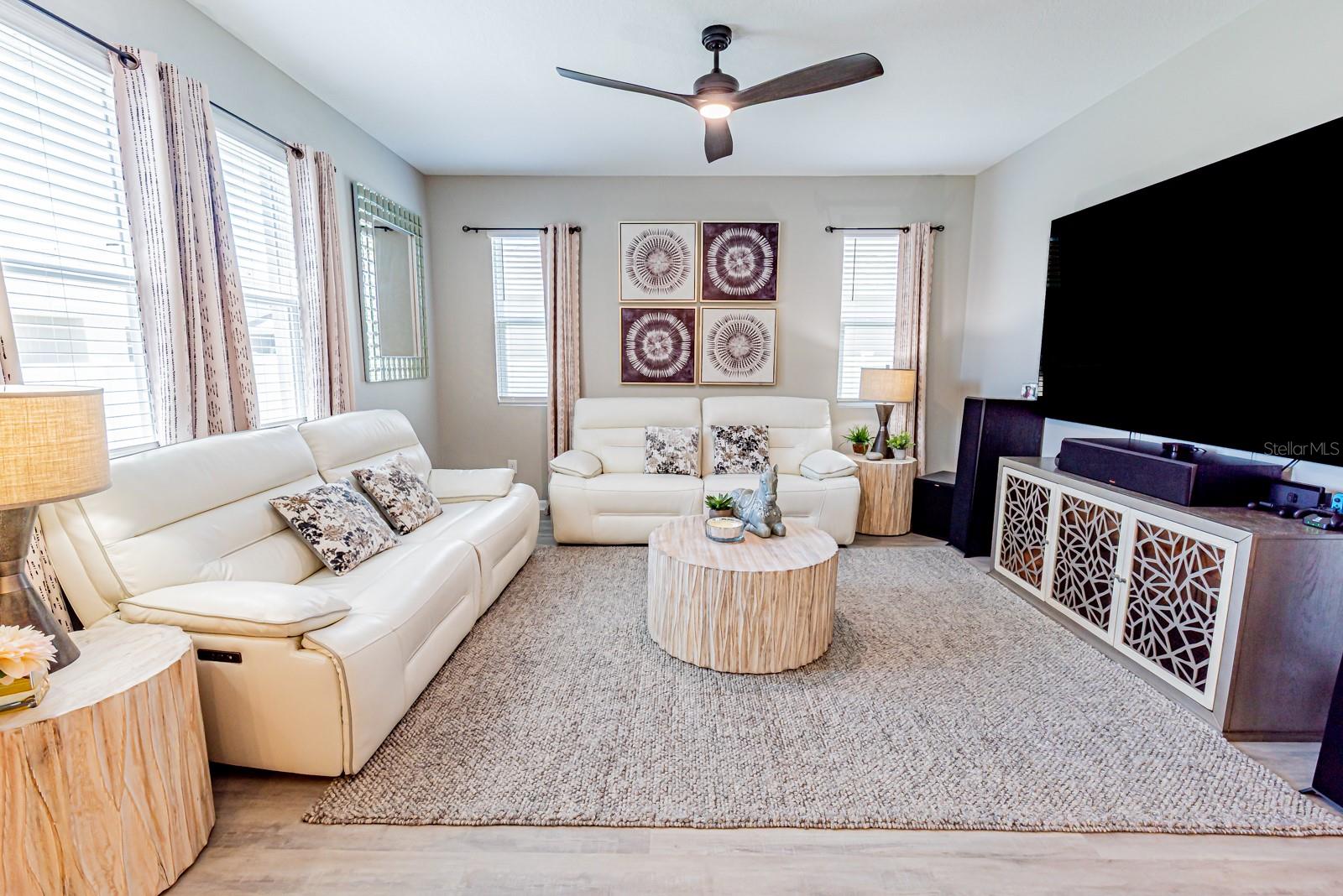 Image 22 of 72 For 3711 Malad Way