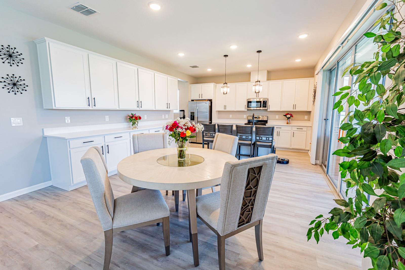 Image 27 of 72 For 3711 Malad Way