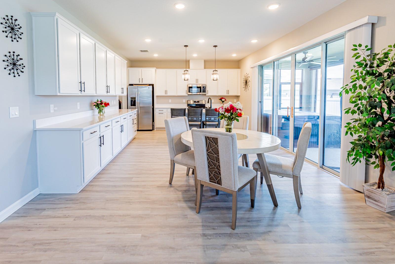 Image 28 of 72 For 3711 Malad Way
