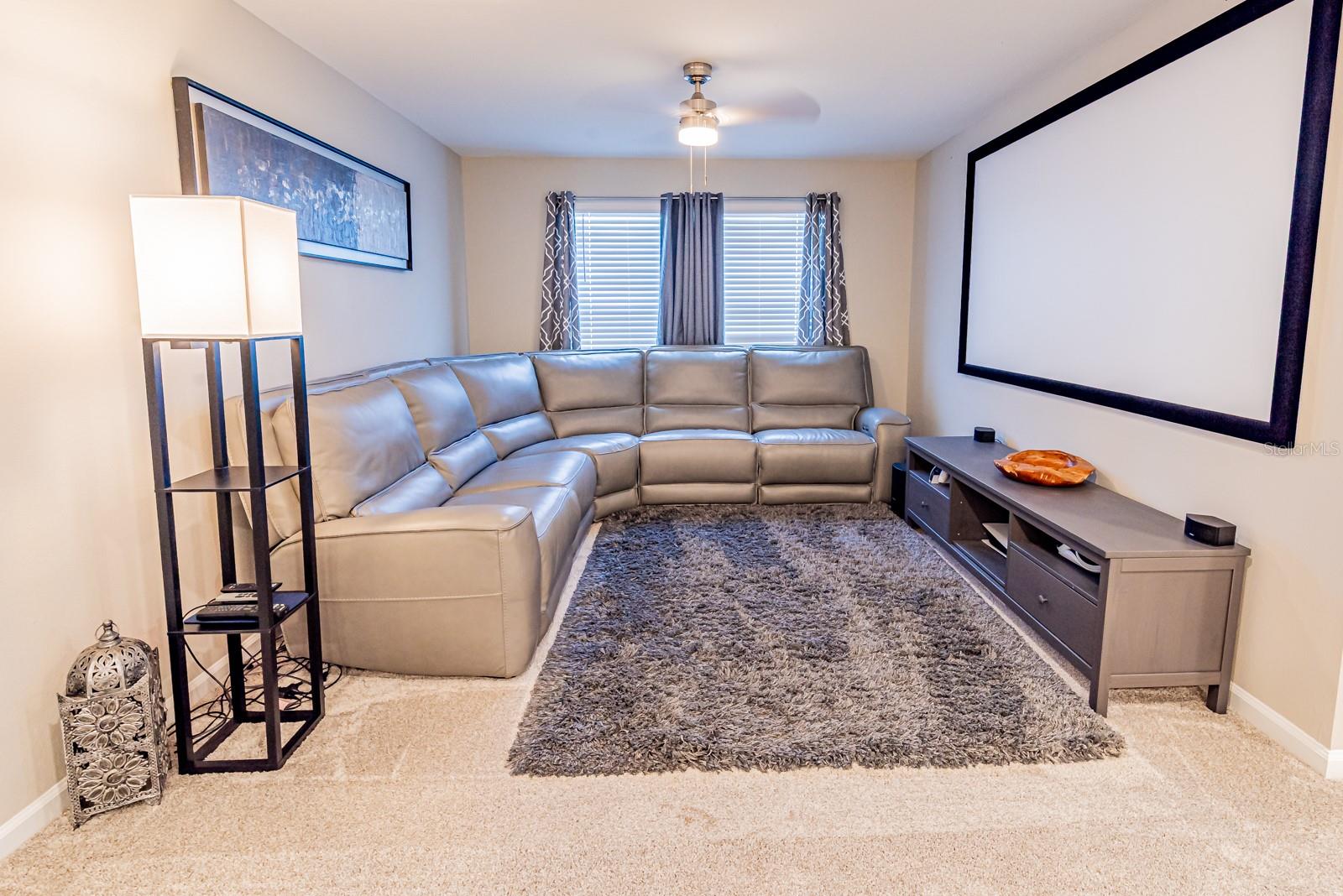 Image 41 of 72 For 3711 Malad Way