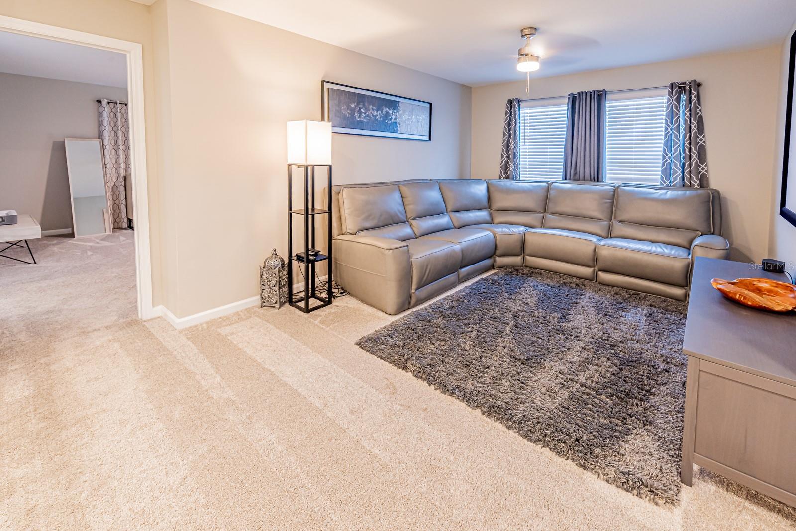 Image 42 of 72 For 3711 Malad Way