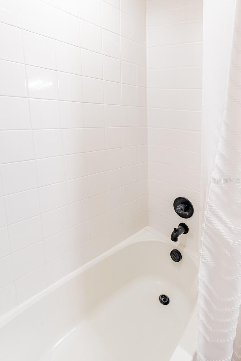 Image 52 of 72 For 3711 Malad Way