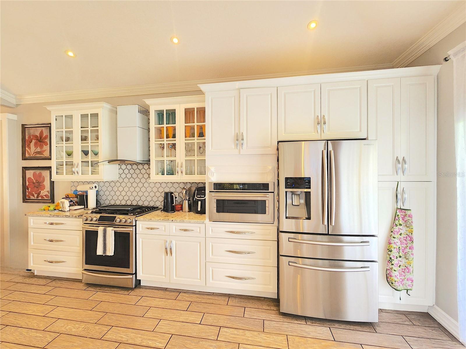 Image 12 of 39 For 3582 Valleyview Drive