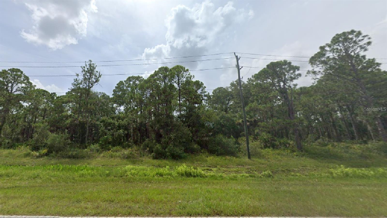 Listing Details for 453 Biscayne Drive, PORT CHARLOTTE, FL 33953