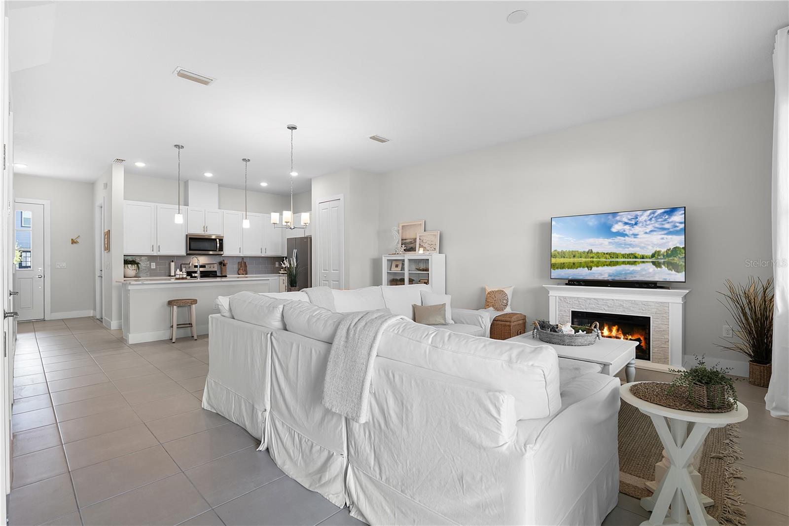 Image 14 of 45 For 1635 Birchfield Cove