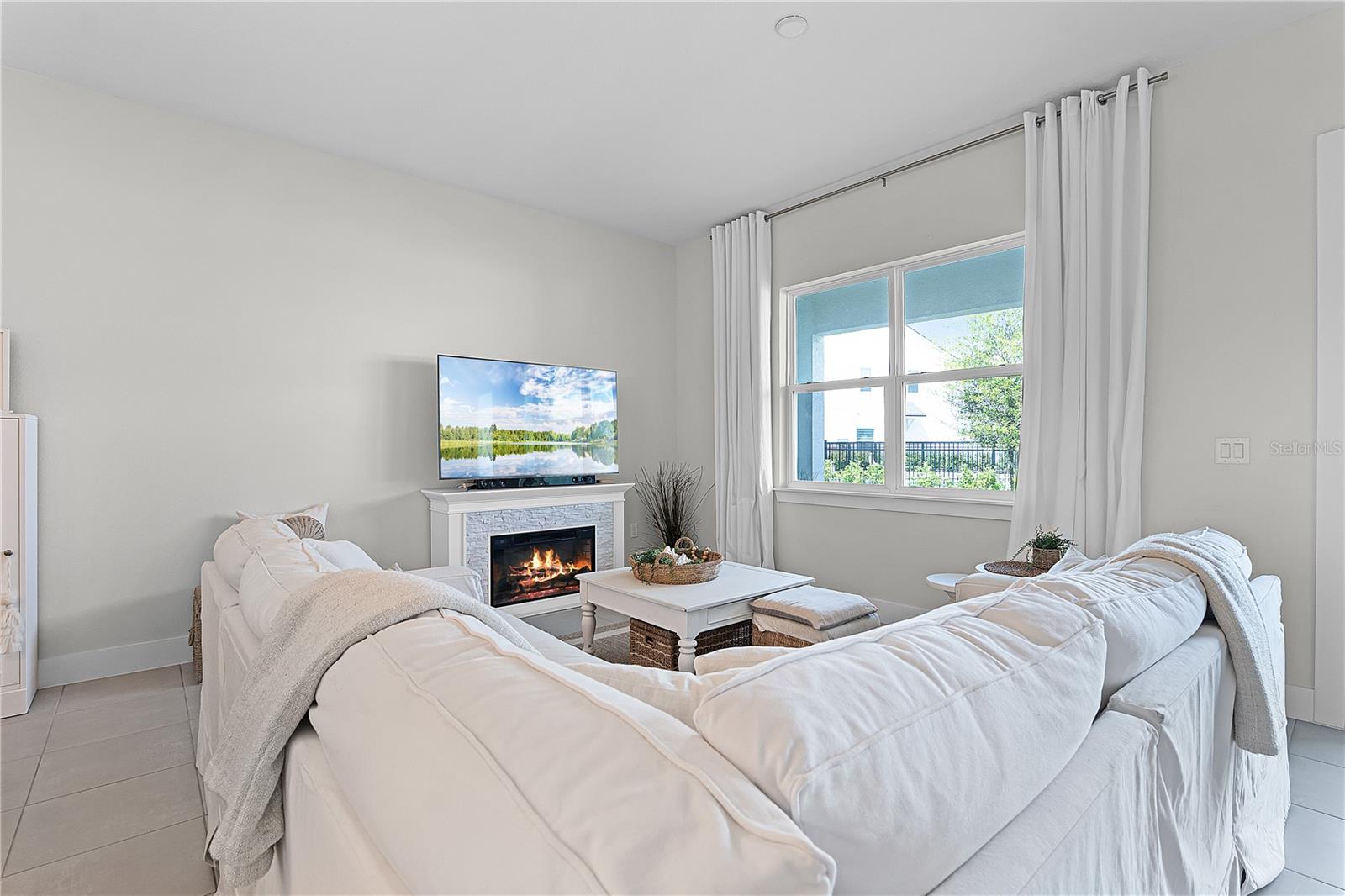 Image 15 of 45 For 1635 Birchfield Cove