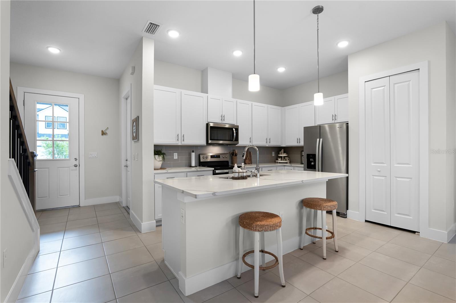Image 6 of 45 For 1635 Birchfield Cove