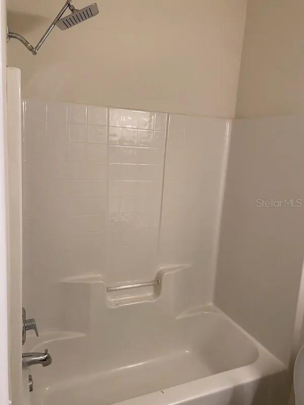Image 11 of 11 For 303 Wilton Circle
