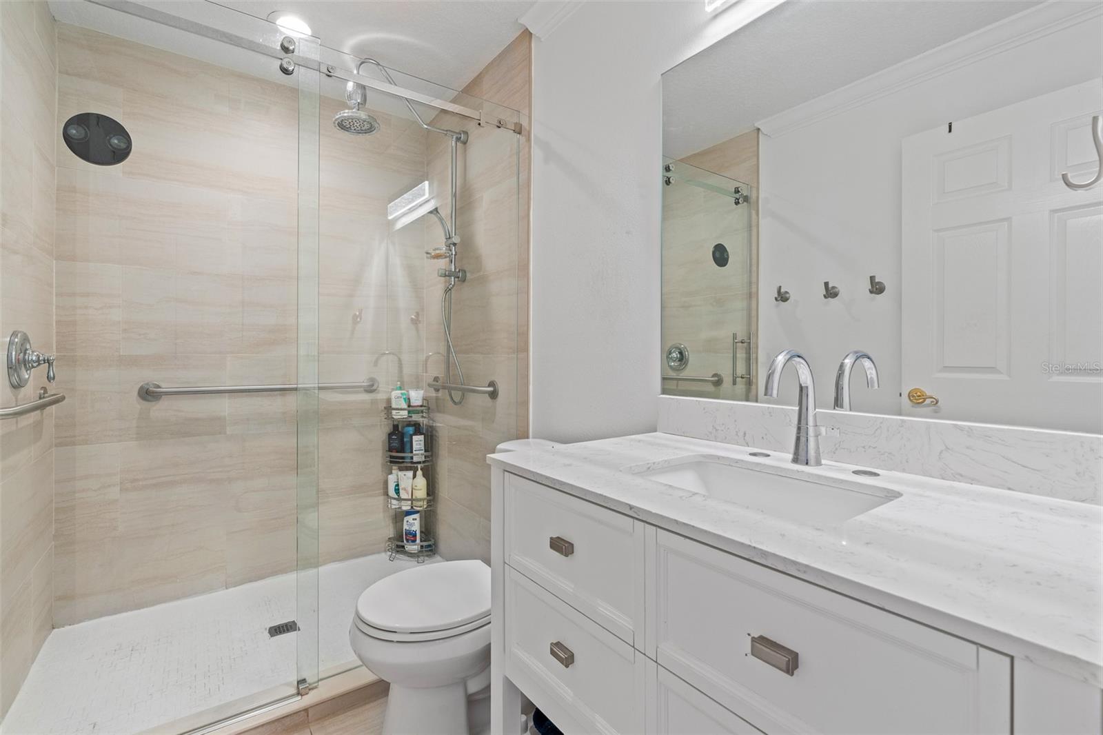 Image 21 of 56 For 2223 Wintermere Pointe Drive