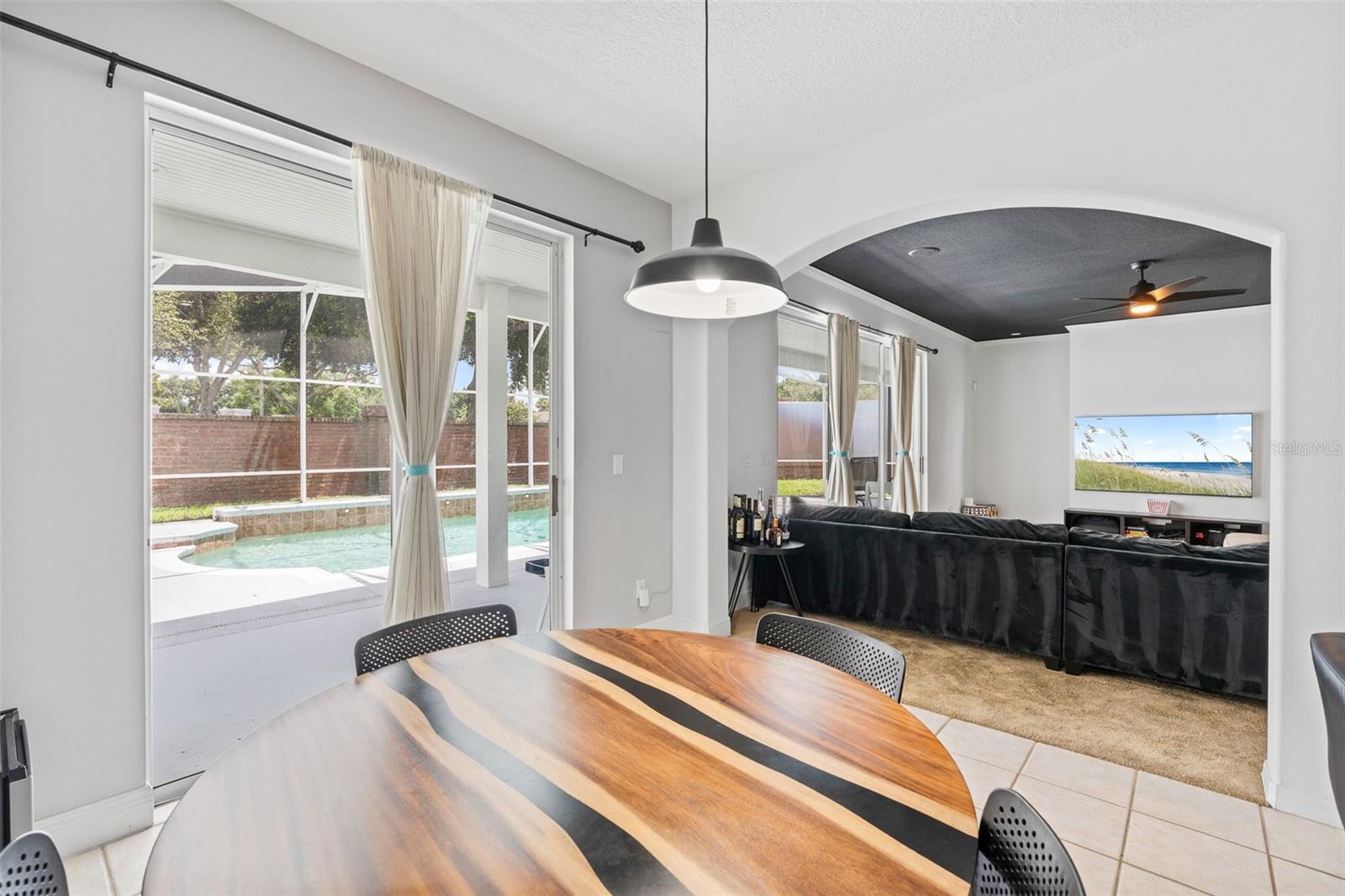 Image 38 of 56 For 2223 Wintermere Pointe Drive