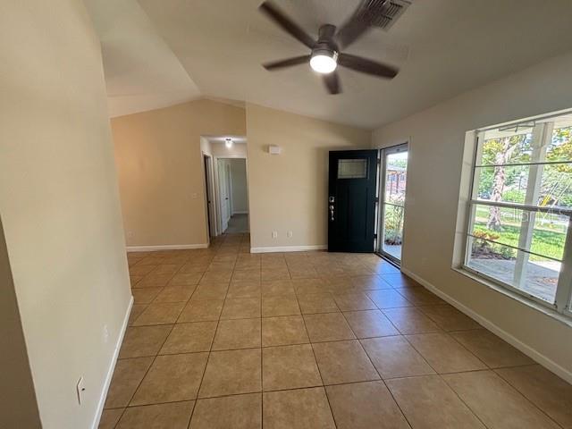 Image 7 of 22 For 723 Shady Nook Drive