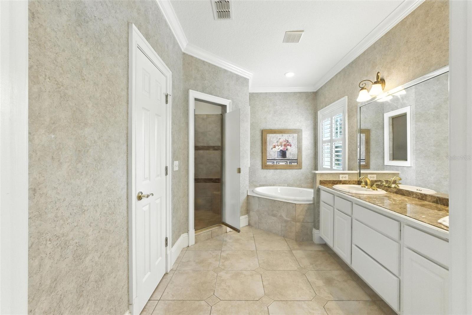 Image 26 of 45 For 6084 Caymus Loop