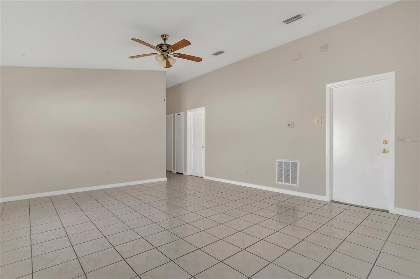 Image 7 of 23 For 1901 Teaberry Court