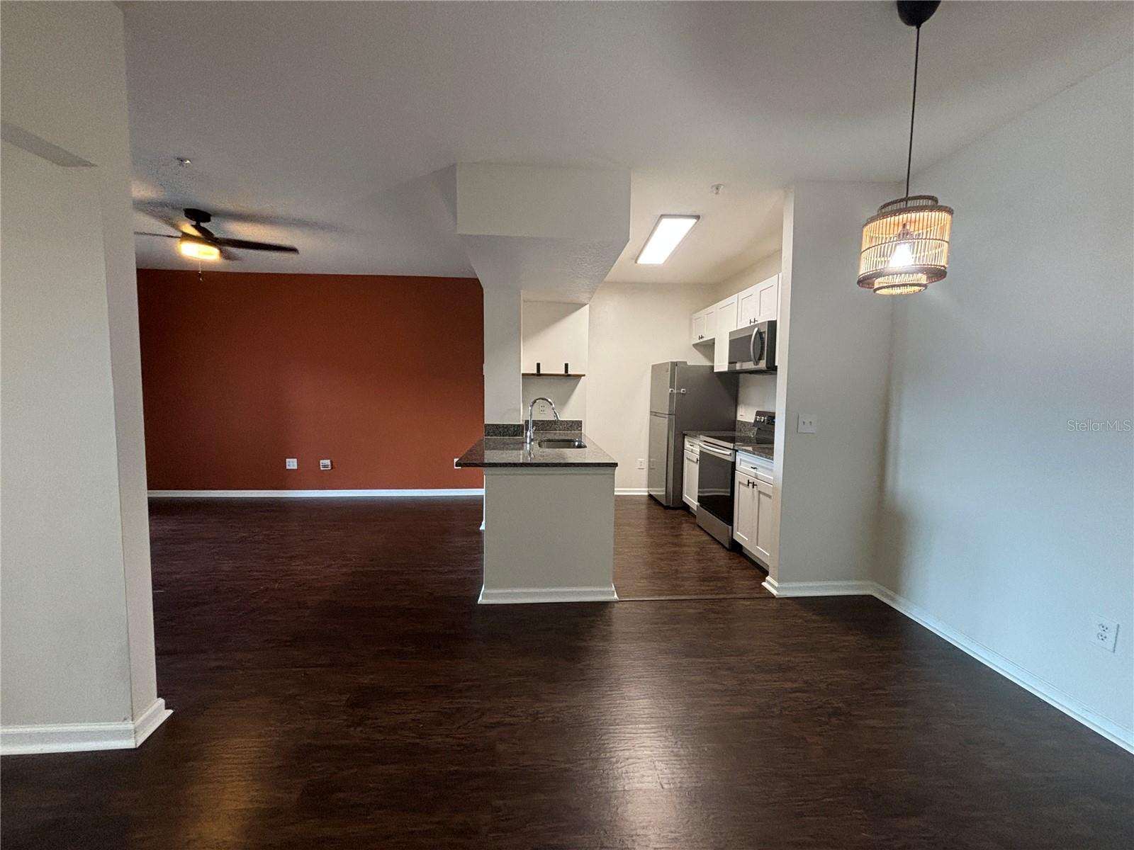 Image 3 of 22 For 14226 Fredricksburg Drive 205