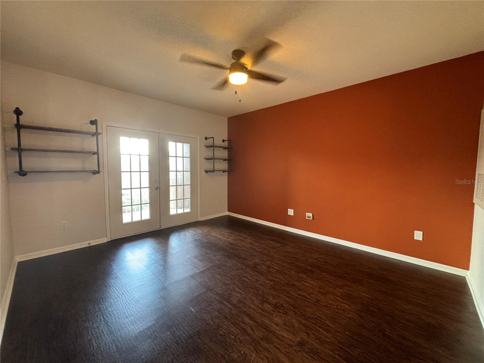 Image 9 of 22 For 14226 Fredricksburg Drive 205