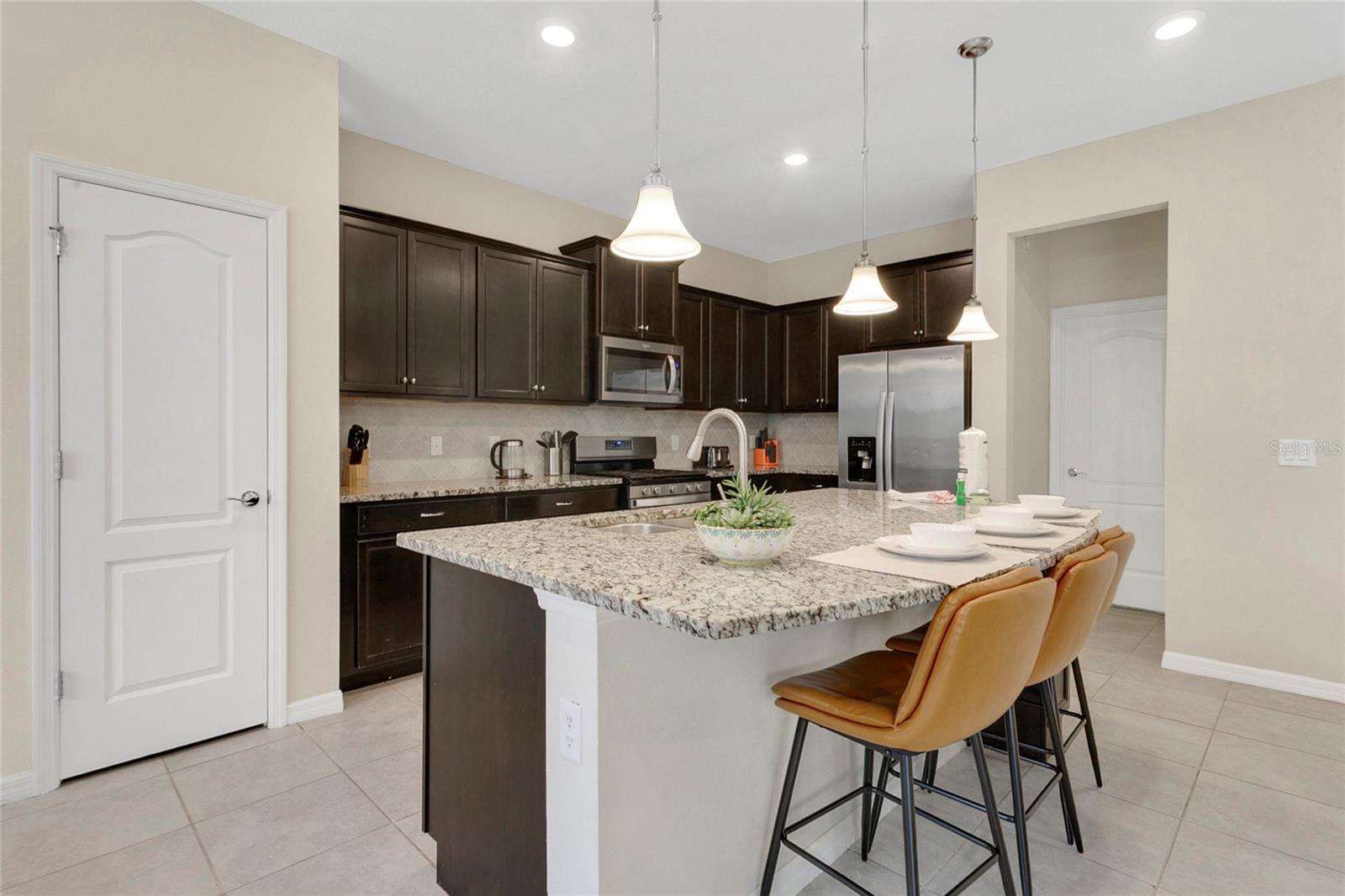 Image 12 of 36 For 5481 Misty Oak Circle