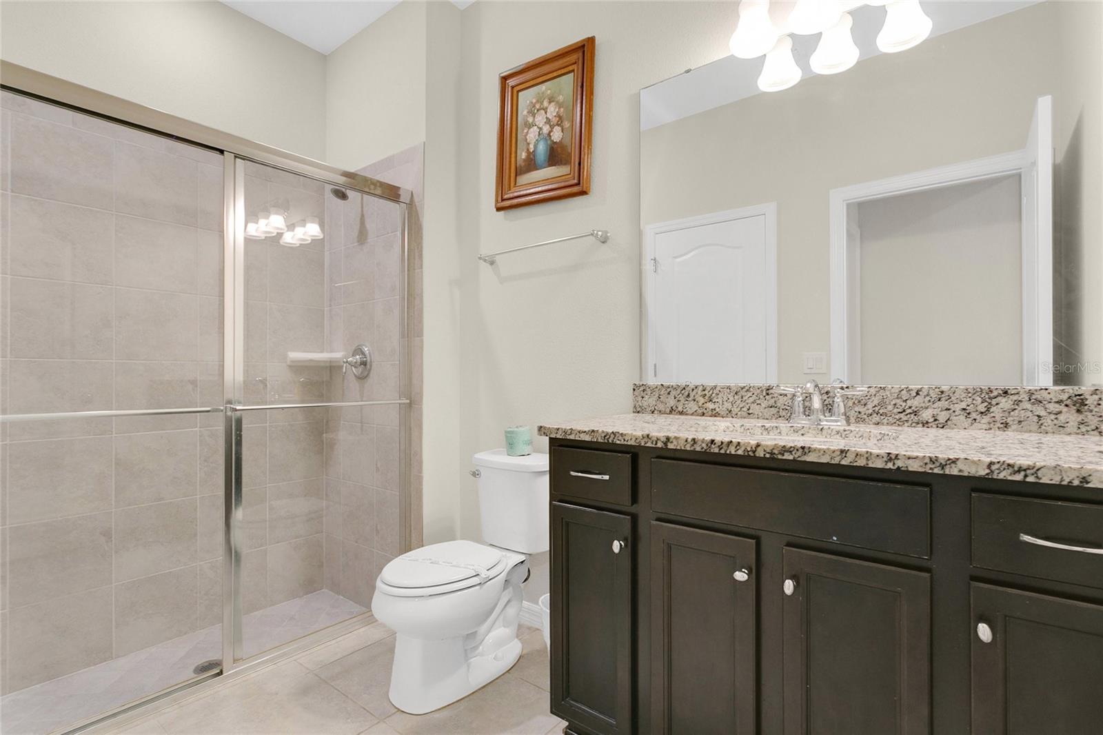 Image 15 of 36 For 5481 Misty Oak Circle