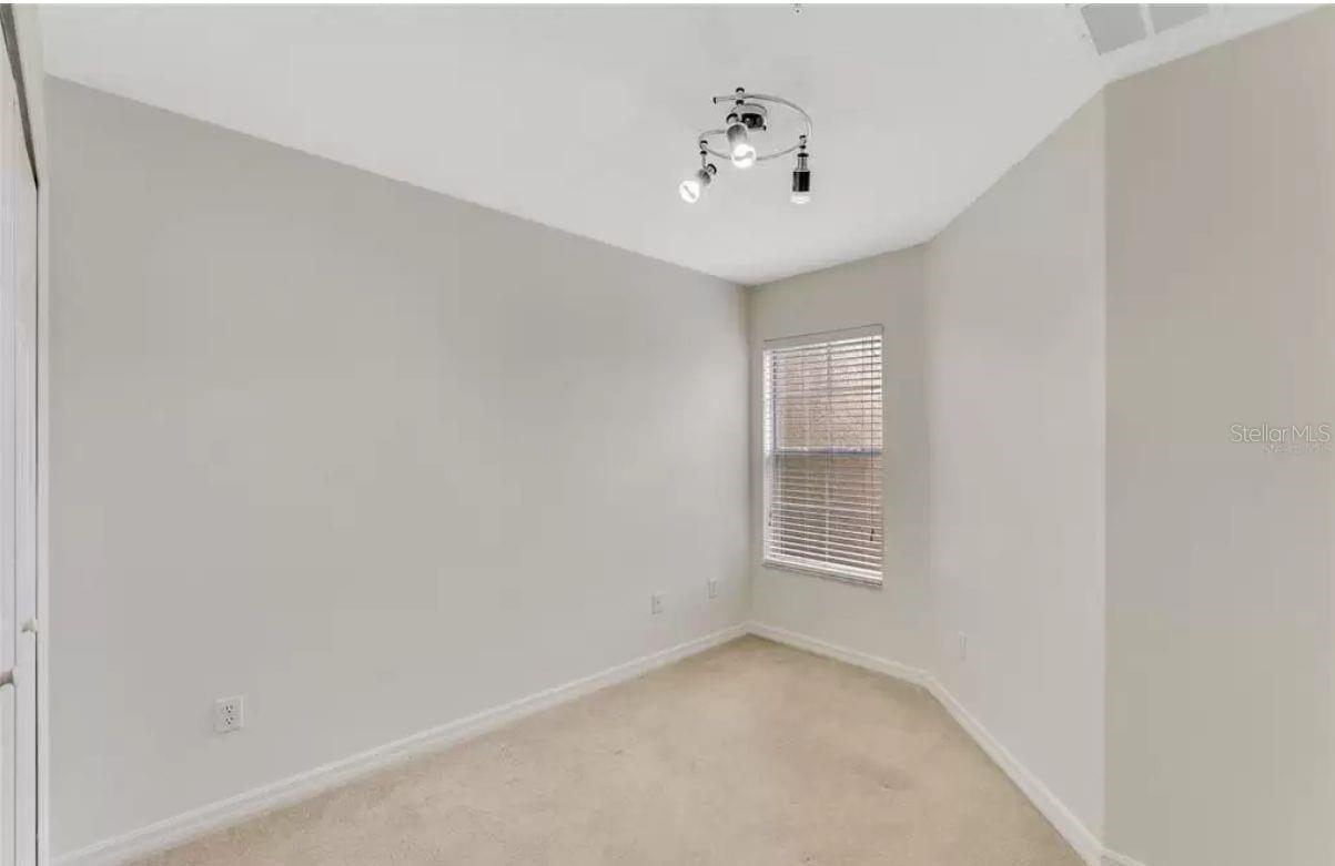 Image 20 of 23 For 9430 Tawnyberry Street