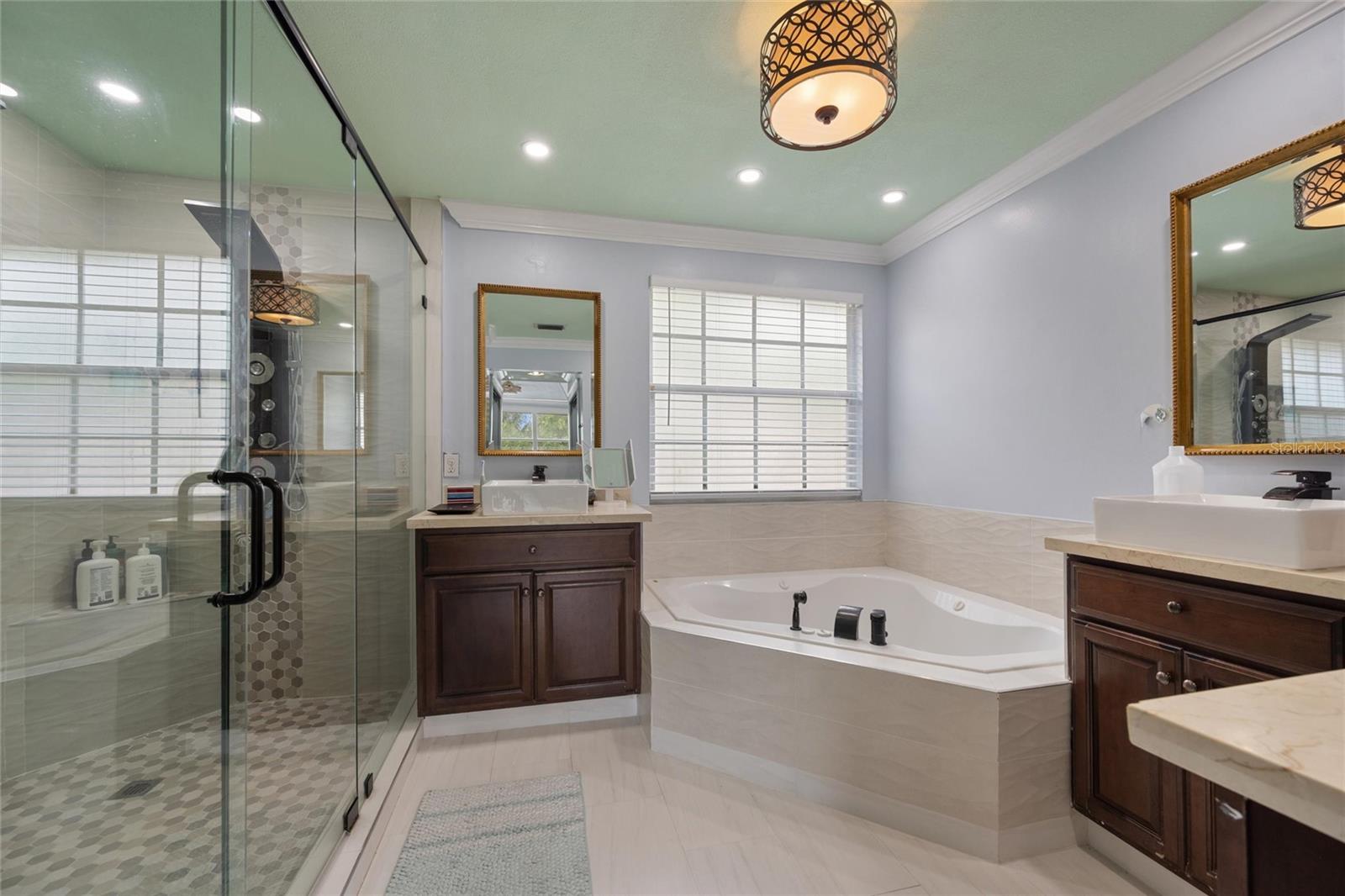 Image 11 of 19 For 7097 Chesapeake Circle