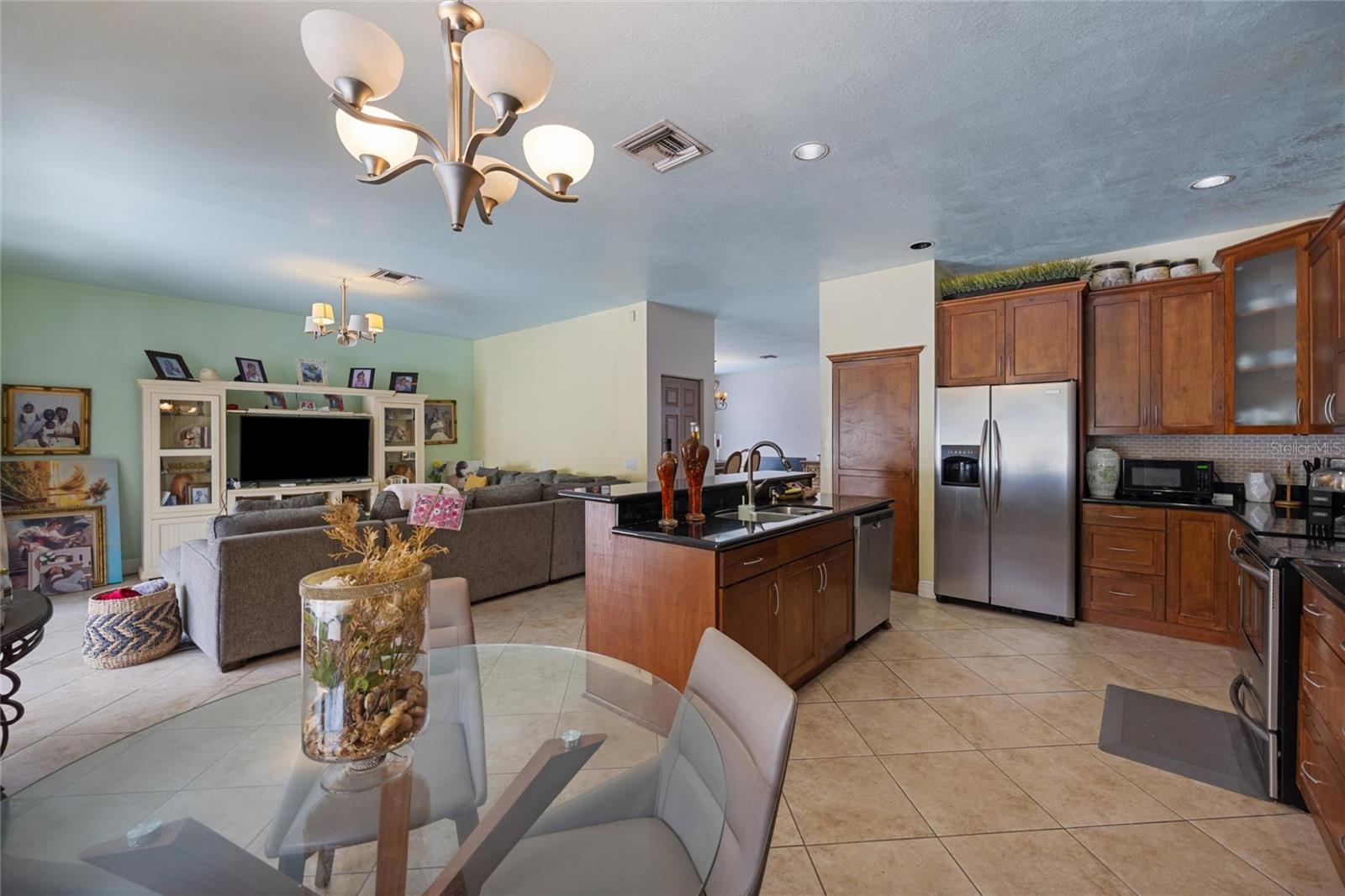 Image 9 of 19 For 7097 Chesapeake Circle