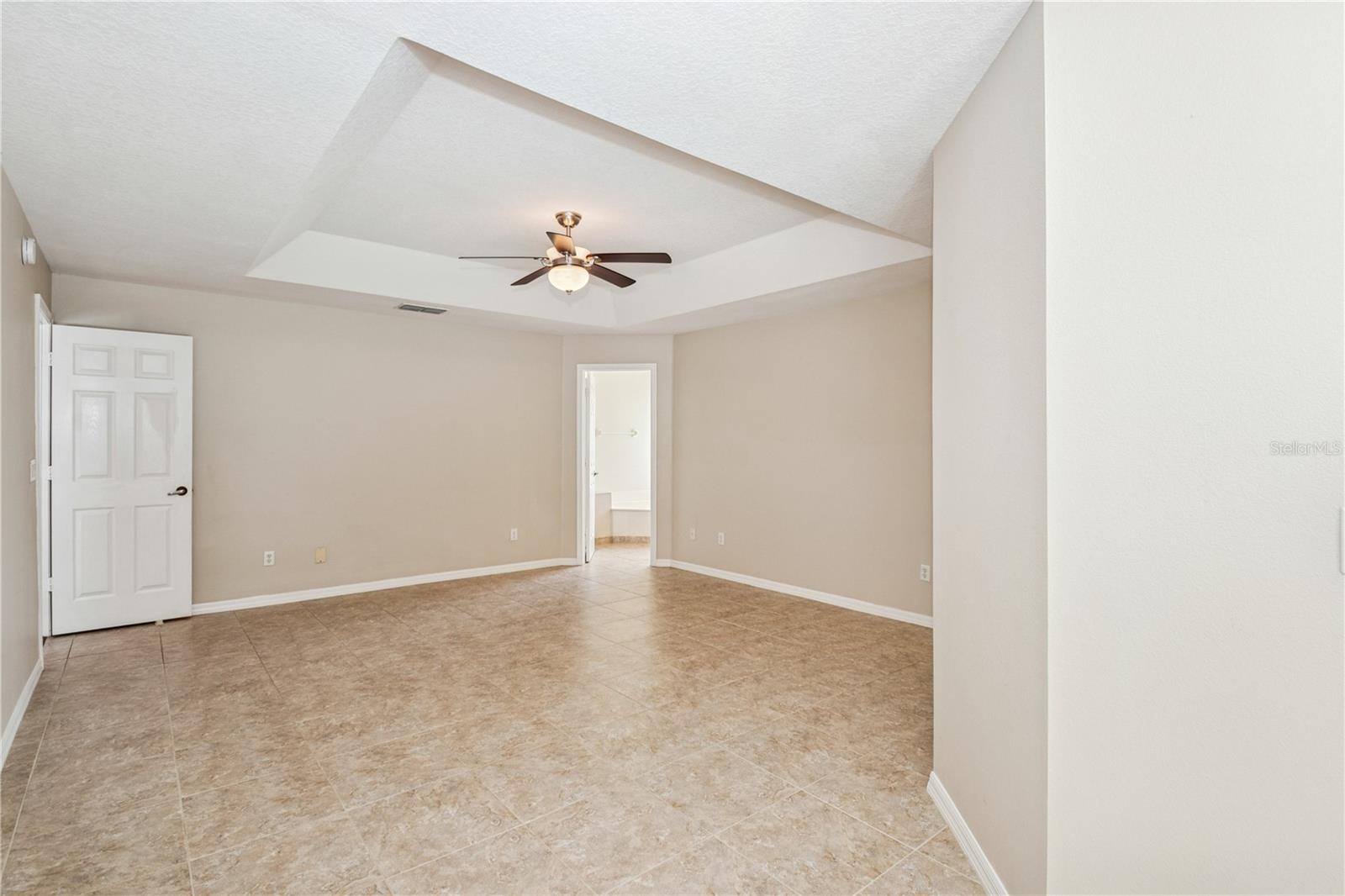 Image 16 of 44 For 1598 River Birch Avenue