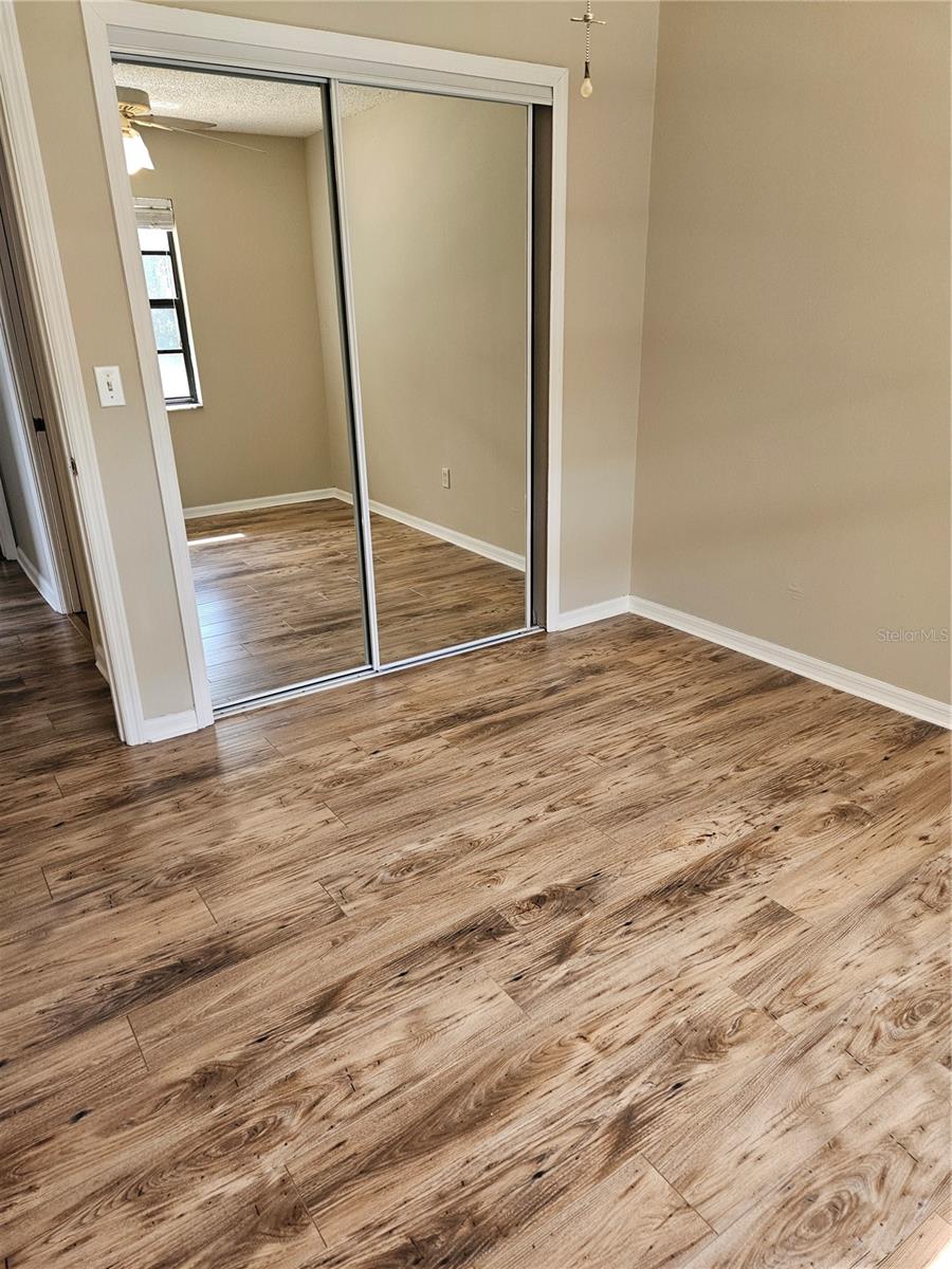 Image 6 of 11 For 4216 Winderlakes Drive