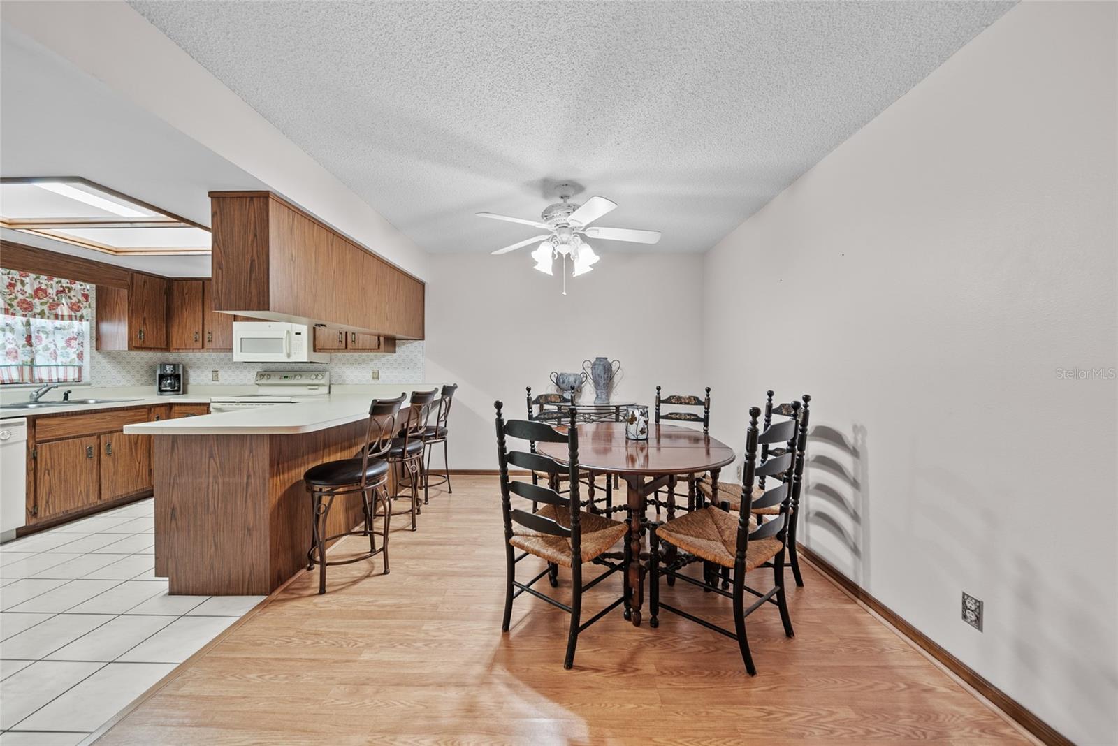 Image 8 of 12 For 3800 Silver Springs Boulevard 22