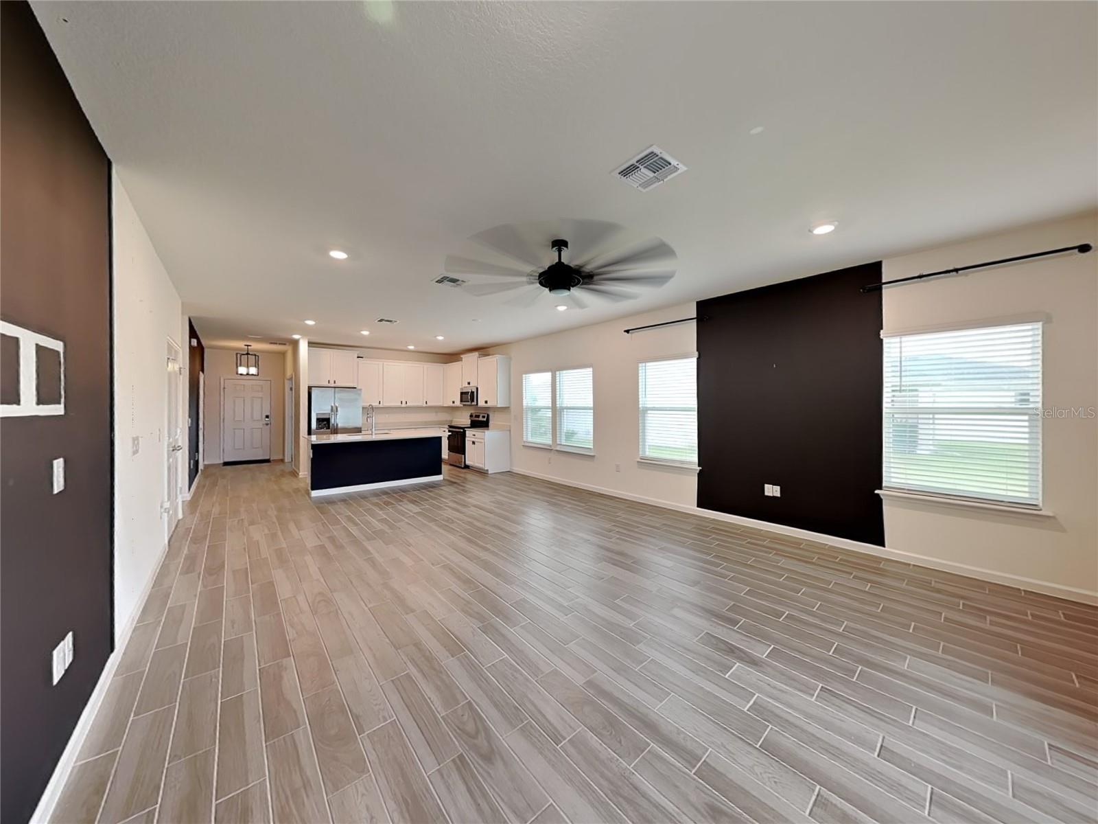 Image 3 of 17 For 9132 57th Terrace