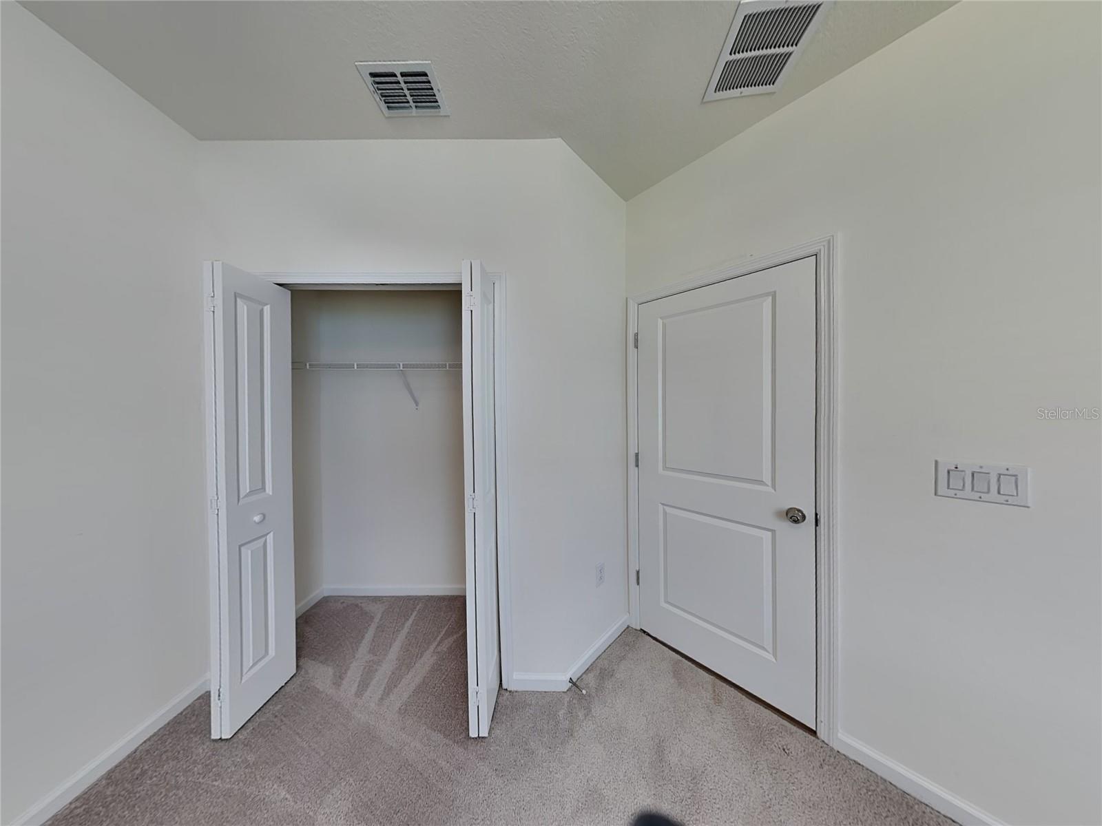 Image 9 of 17 For 9132 57th Terrace