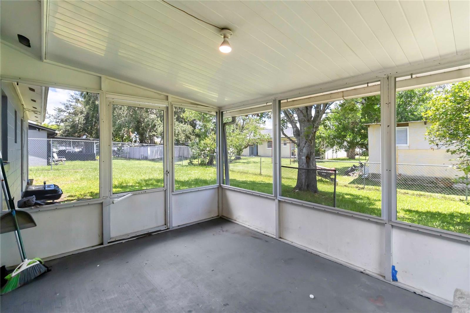 Image 15 of 17 For 283 Gardenia Road