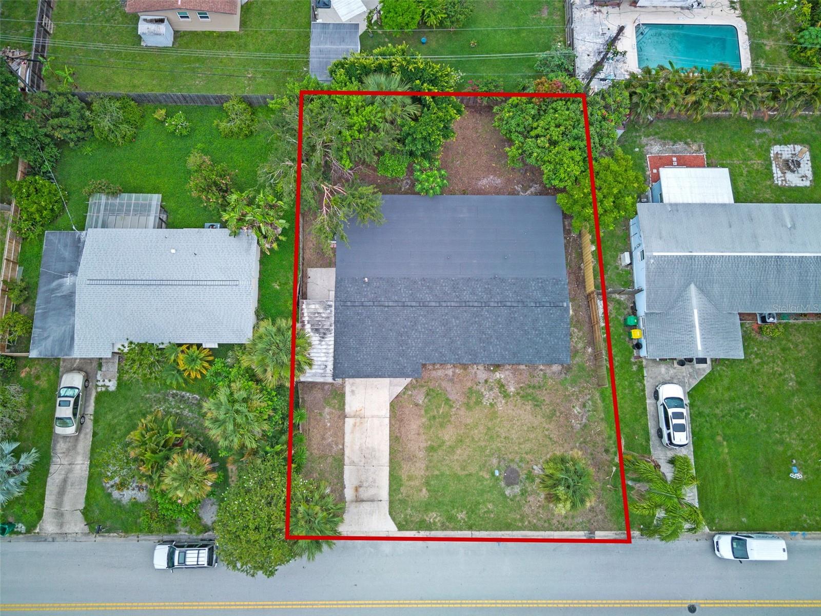 Image 22 of 28 For 820 Hampton Way