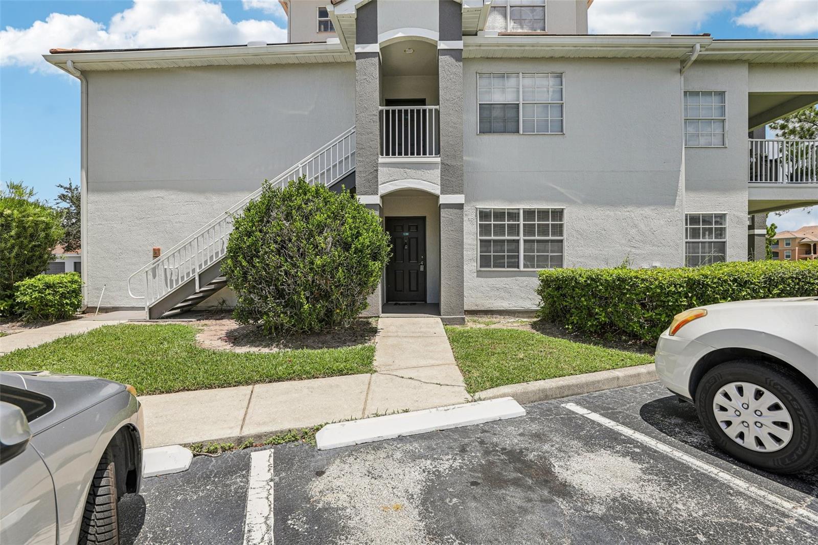 Image 2 of 31 For 14025 Fairway Island Drive 318