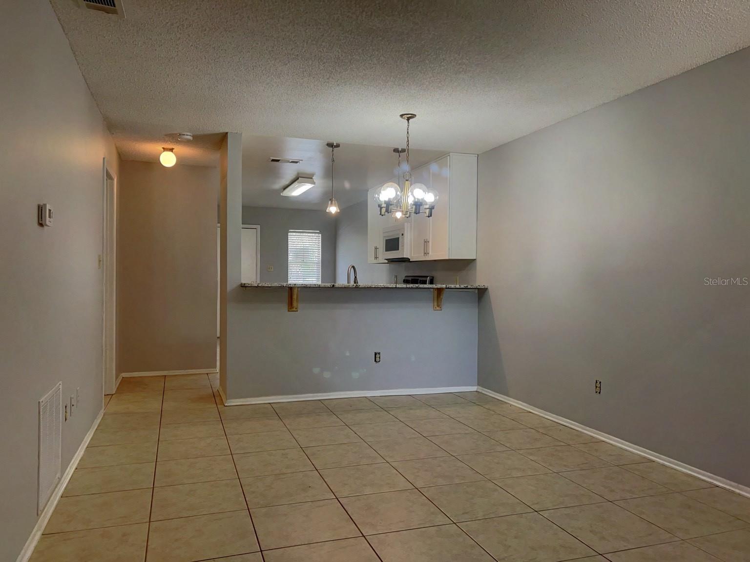 Image 9 of 13 For 1421 Sophie Boulevard