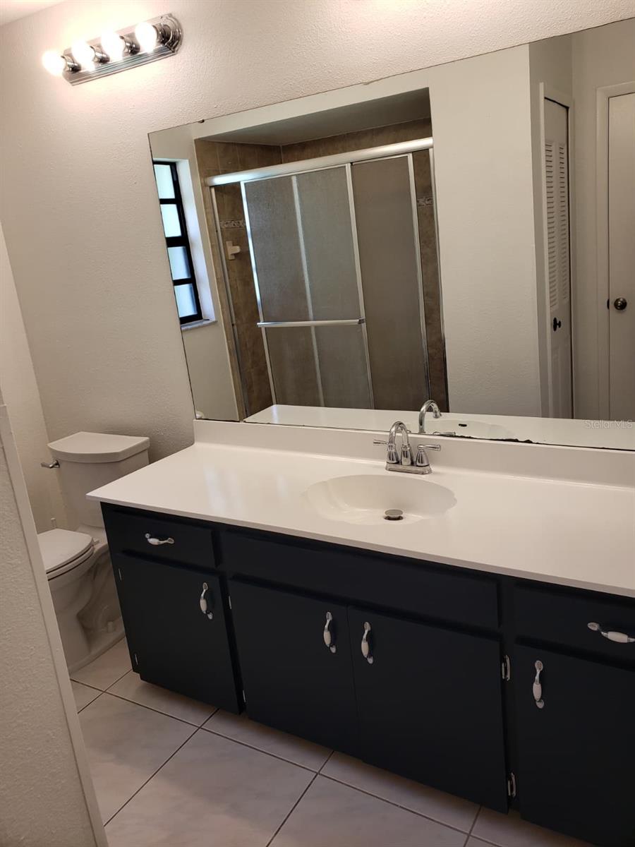 Image 12 of 25 For 7910 Glen Abbey Circle