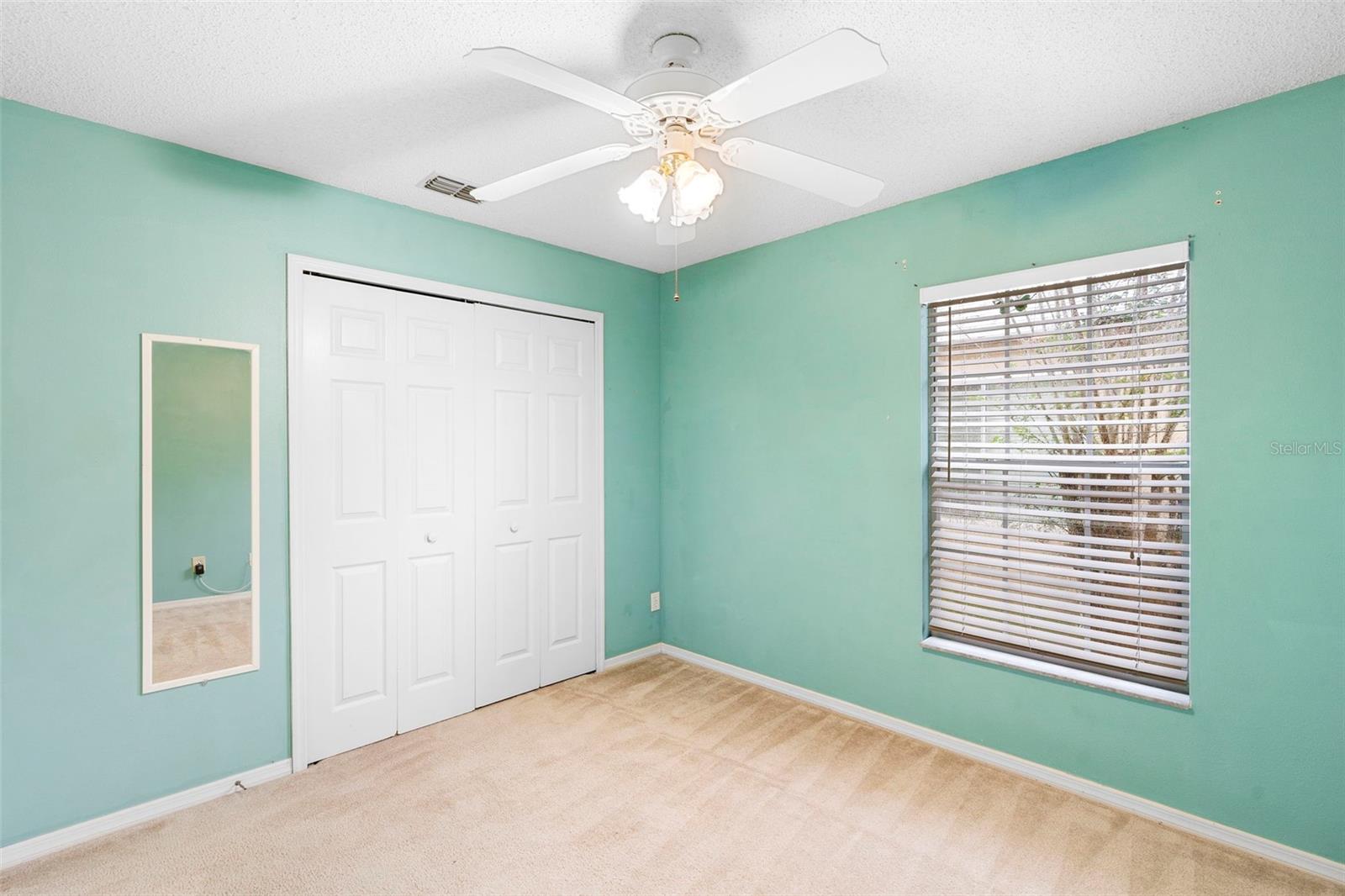Image 20 of 39 For 13331 Meadowlark Lane