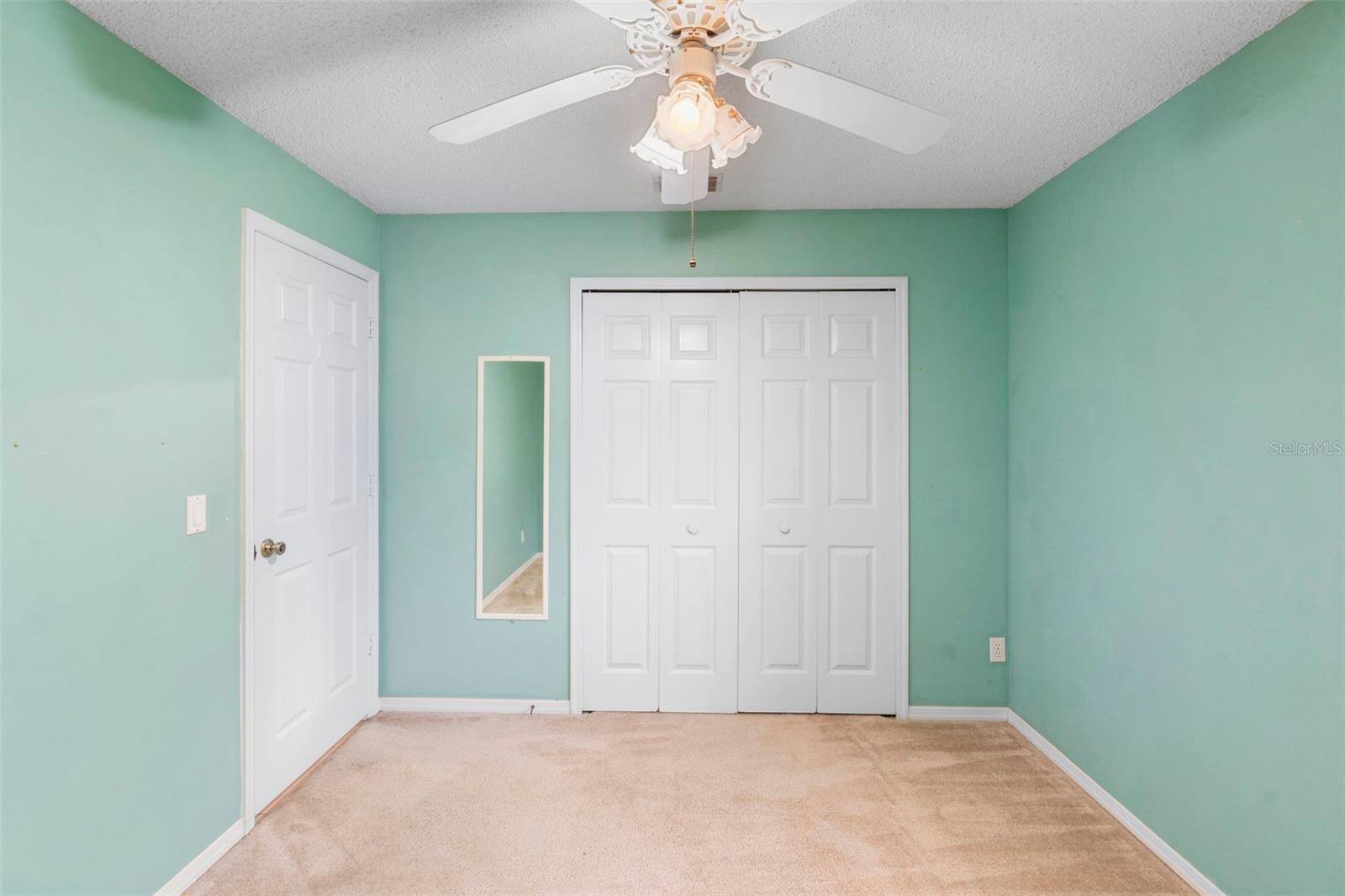 Image 21 of 39 For 13331 Meadowlark Lane