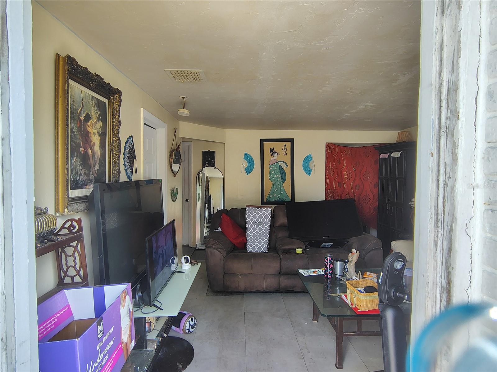 Image 11 of 25 For 5814 Hope Street