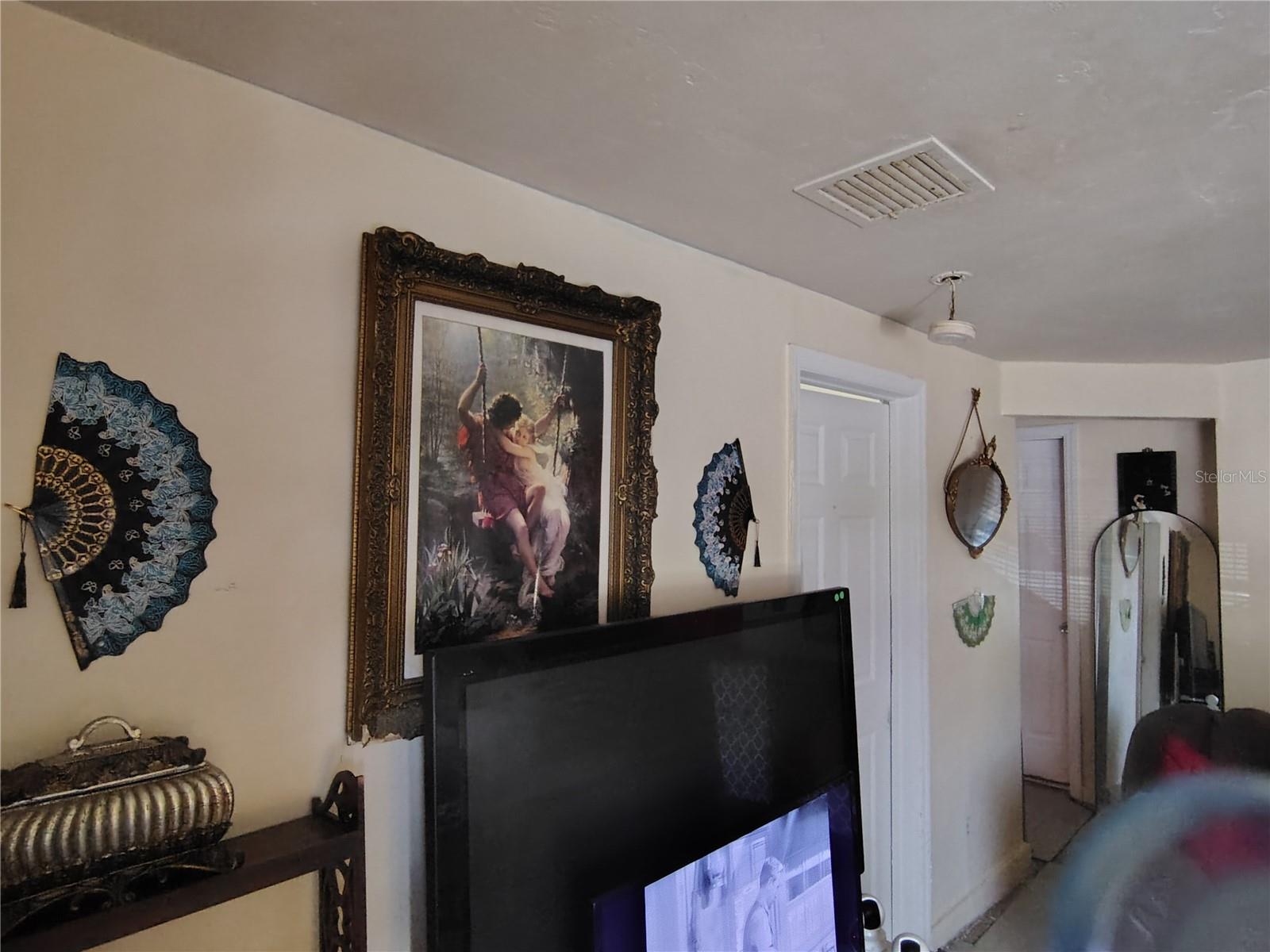 Image 13 of 25 For 5814 Hope Street